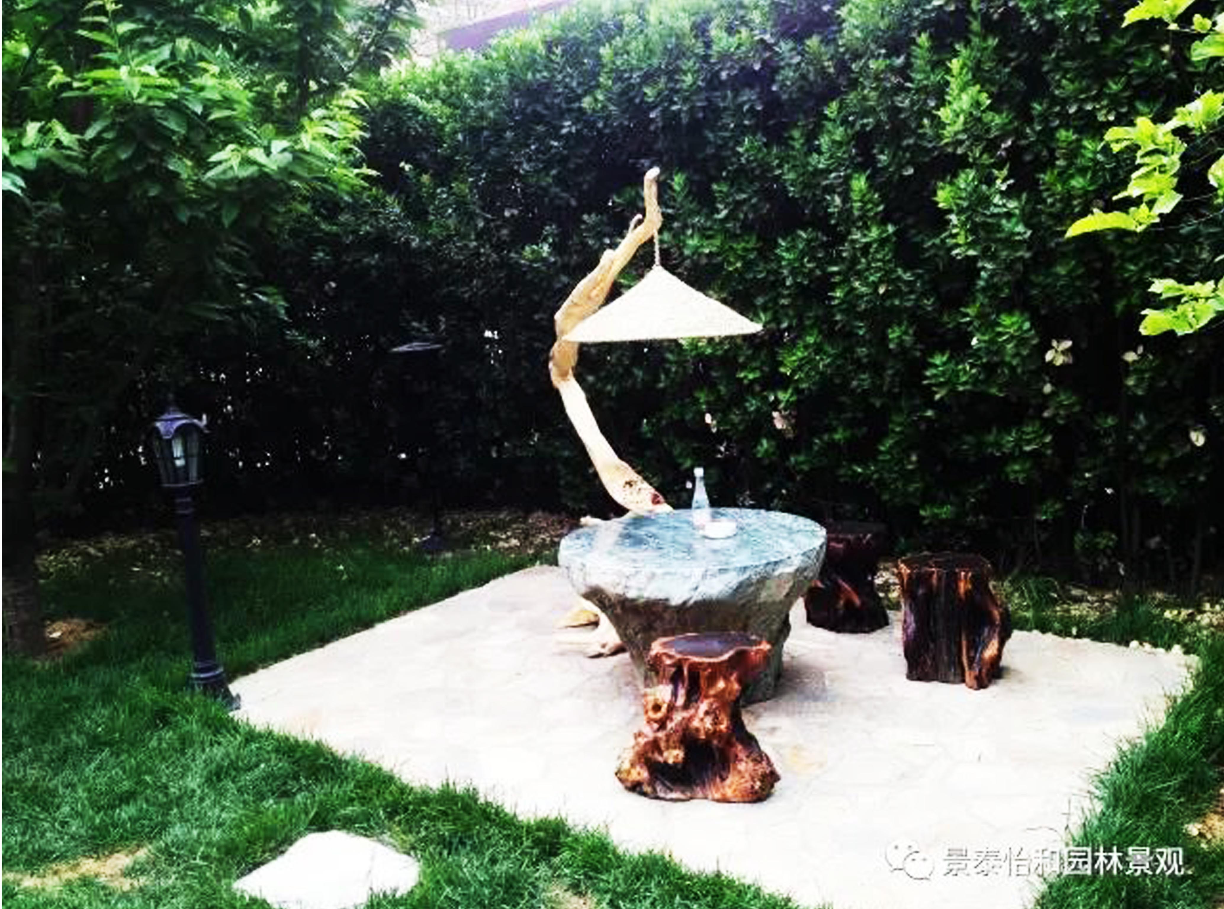  �����С��y���e��